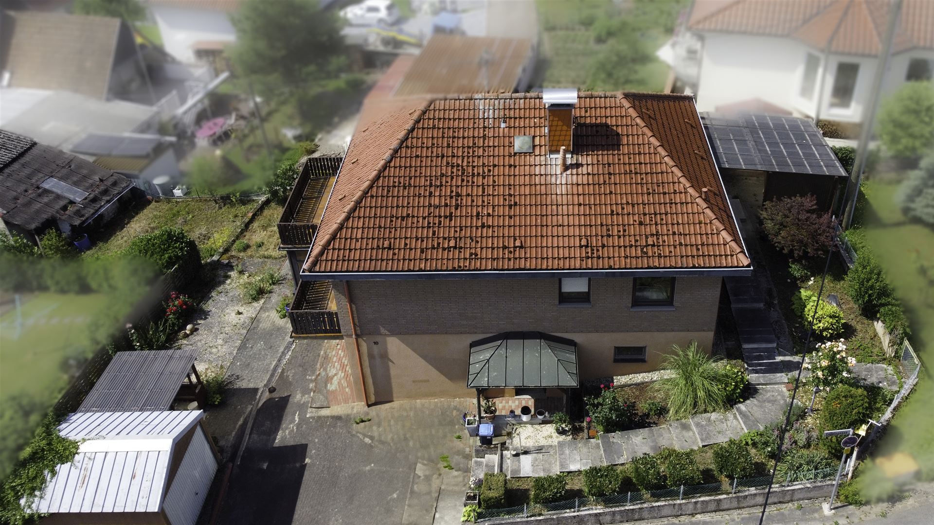 Luftaufnahme des Hauses in Pleisweiler